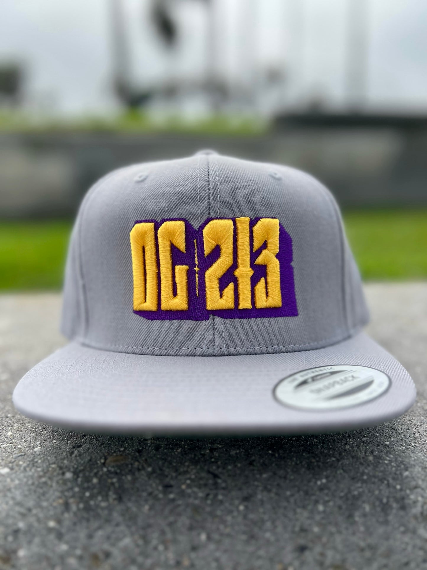 LAKER COLORED LOGO GREY HAT
